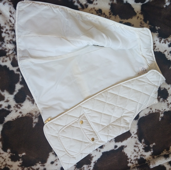 NWOT St. John's Bay Puffer Vest w/Pockets - Picture 3 of 8